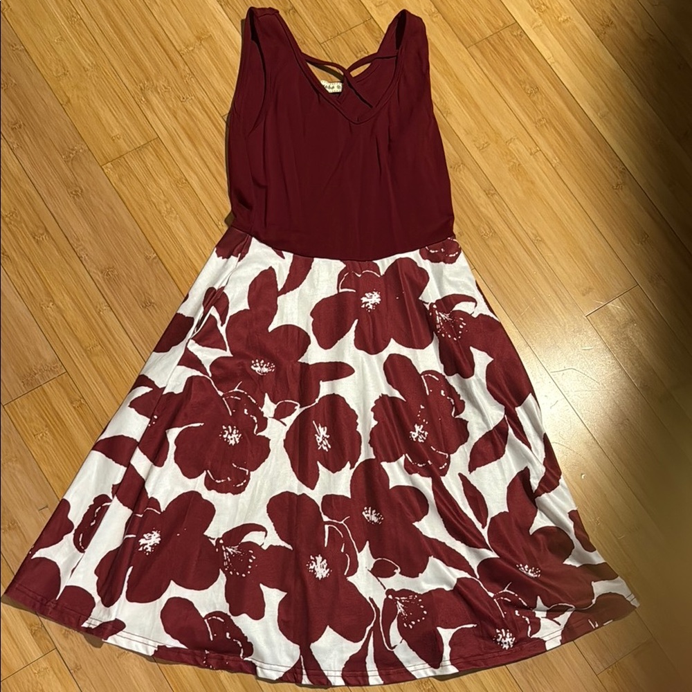 Floral Sleeveless Dress in Red and White